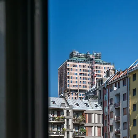 We - Santa Sofia House, Duomo Apartment *